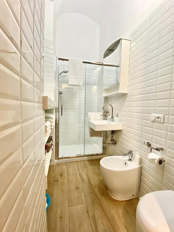 Exquisitely Renovated And Centrally Located Apartment With Free Parking Torino Eksteriør billede